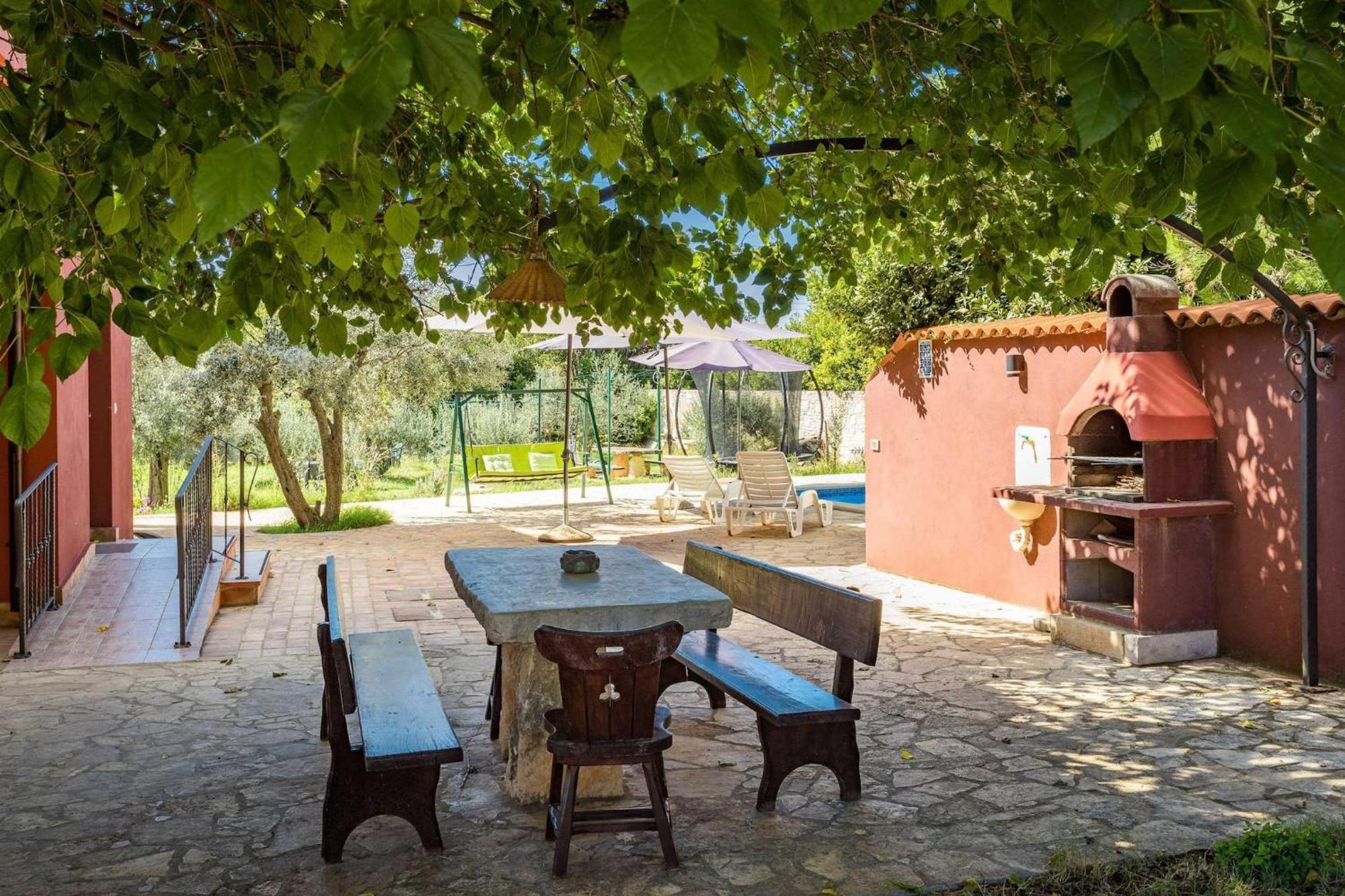 Holiday Home Pina Pula Exterior photo